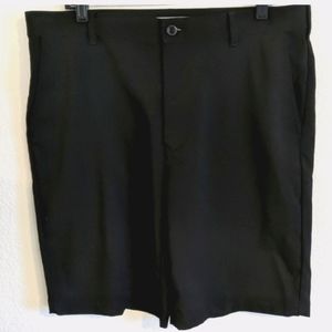 IZOD Golf Straight Short